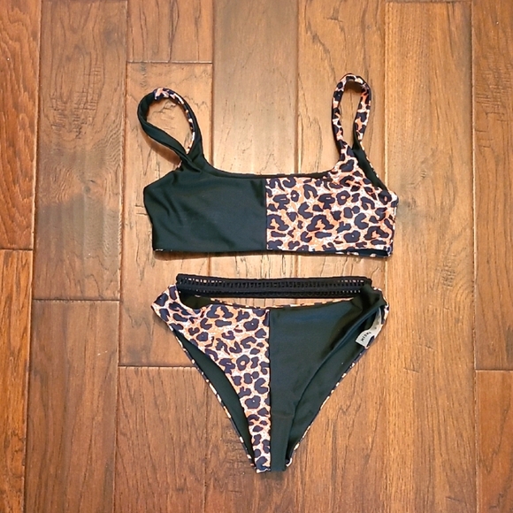 Shein women's bikini set with leopard print and black design size Small - Picture 1 of 4